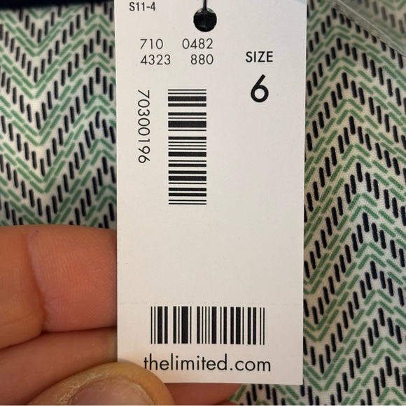 NWT  The Limited Pencil Skirt, Size 6 - Picture 12 of 12